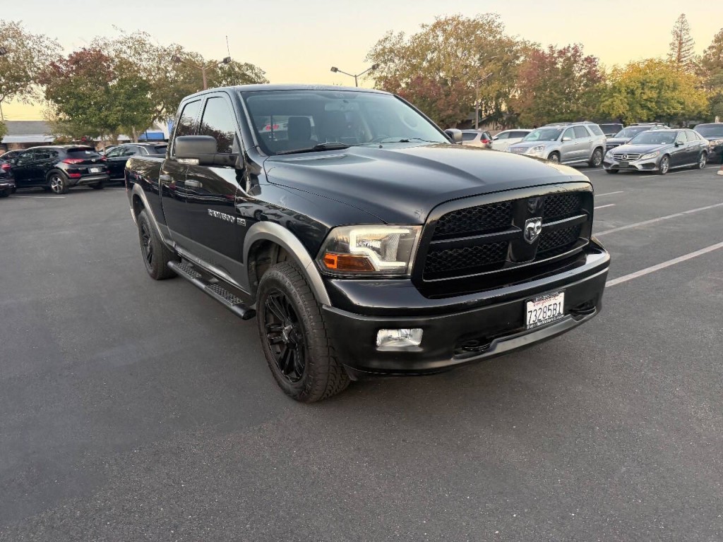 2011 RAM 1500 Image 3