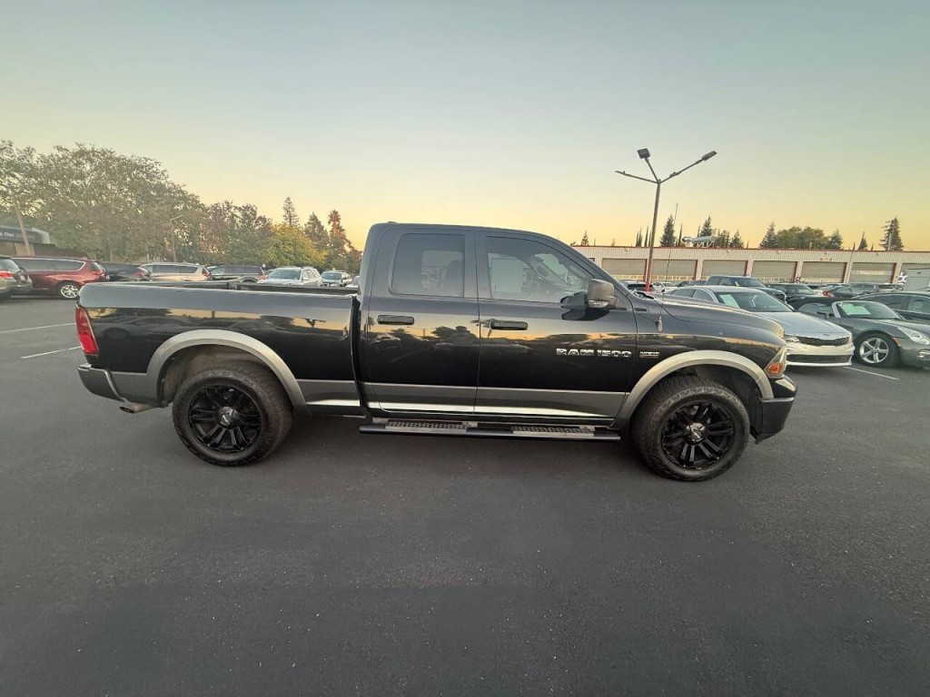 2011 RAM 1500 Image 4