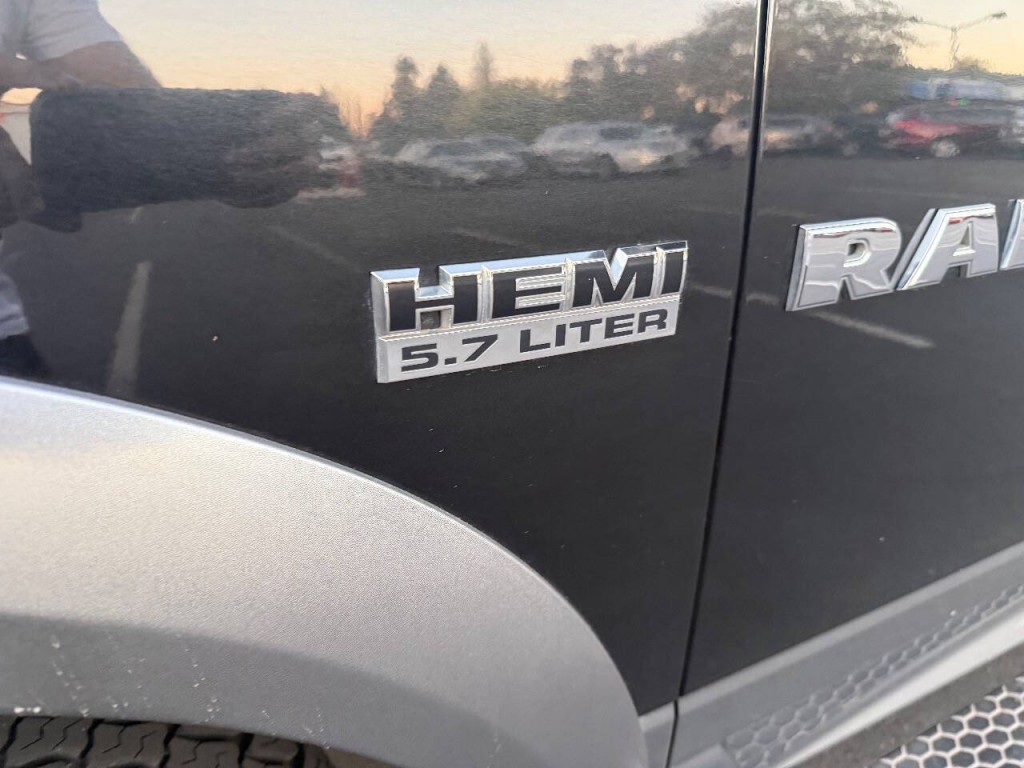 2011 RAM 1500 Image 9