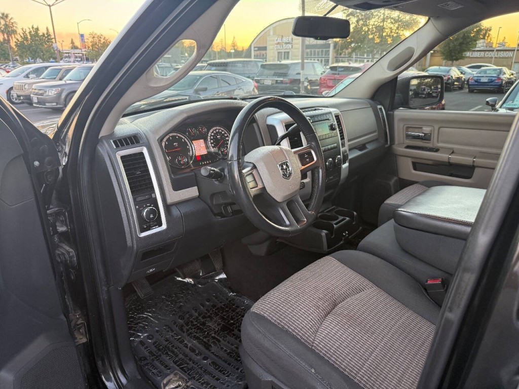 2011 RAM 1500 Image 14