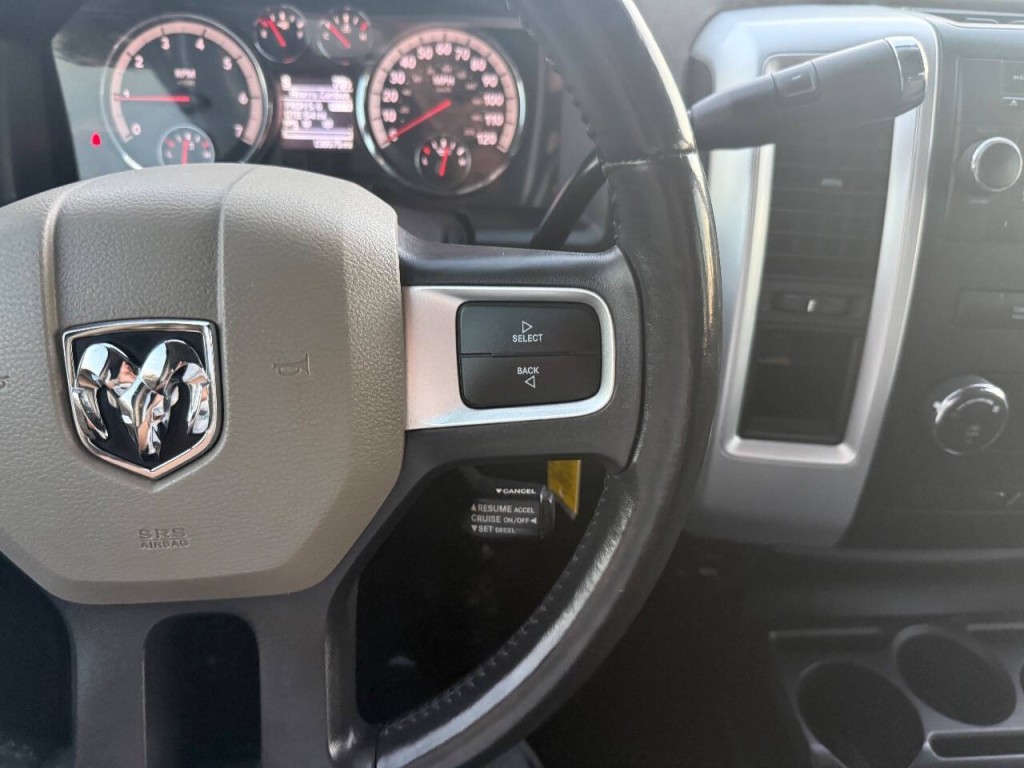 2011 RAM 1500 Image 16