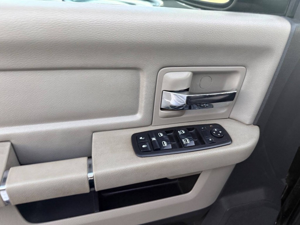 2011 RAM 1500 Image 21