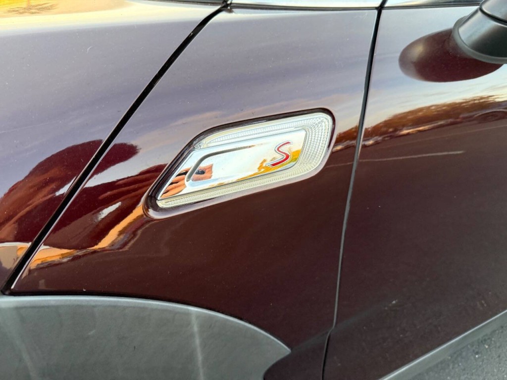 2016 MINI Cooper Clubman Image 37