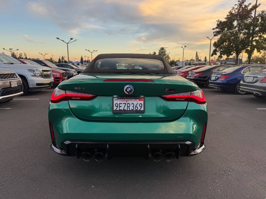 2023 BMW M4 Image 7