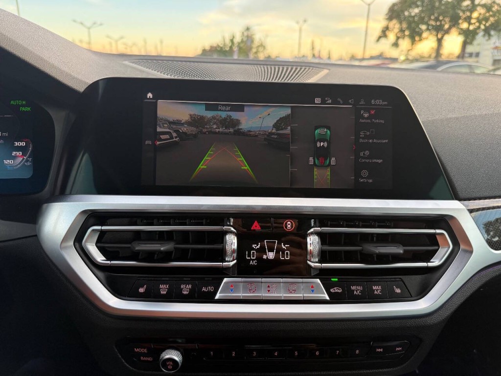 2023 BMW M4 Image 18