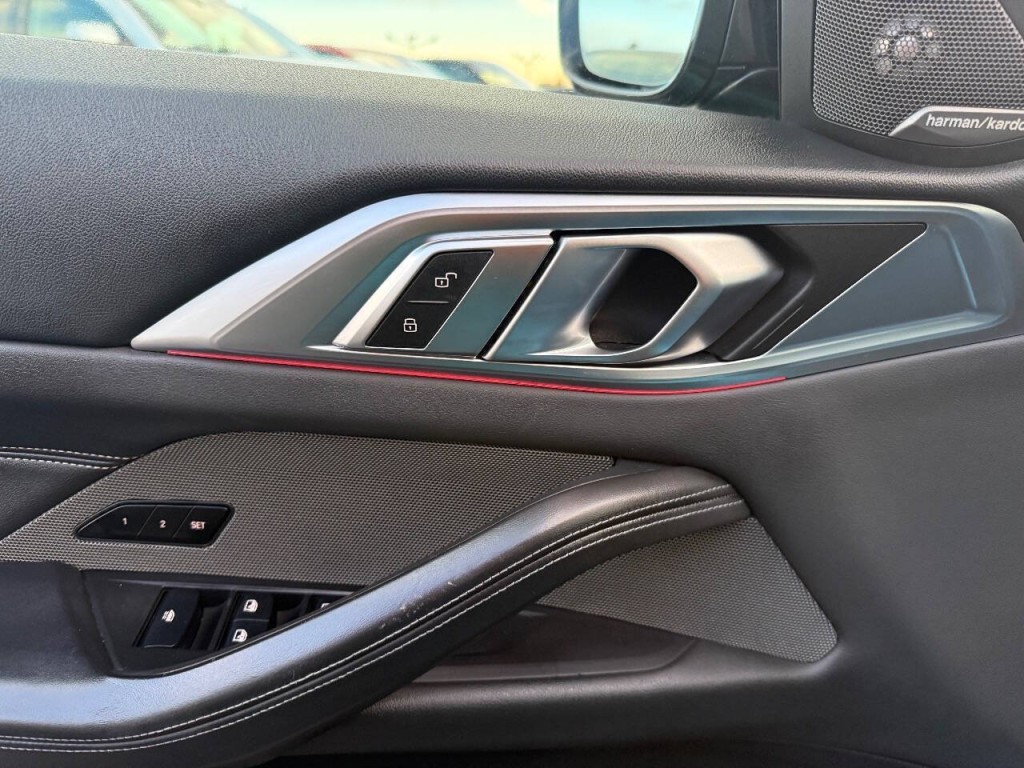 2023 BMW M4 Image 23