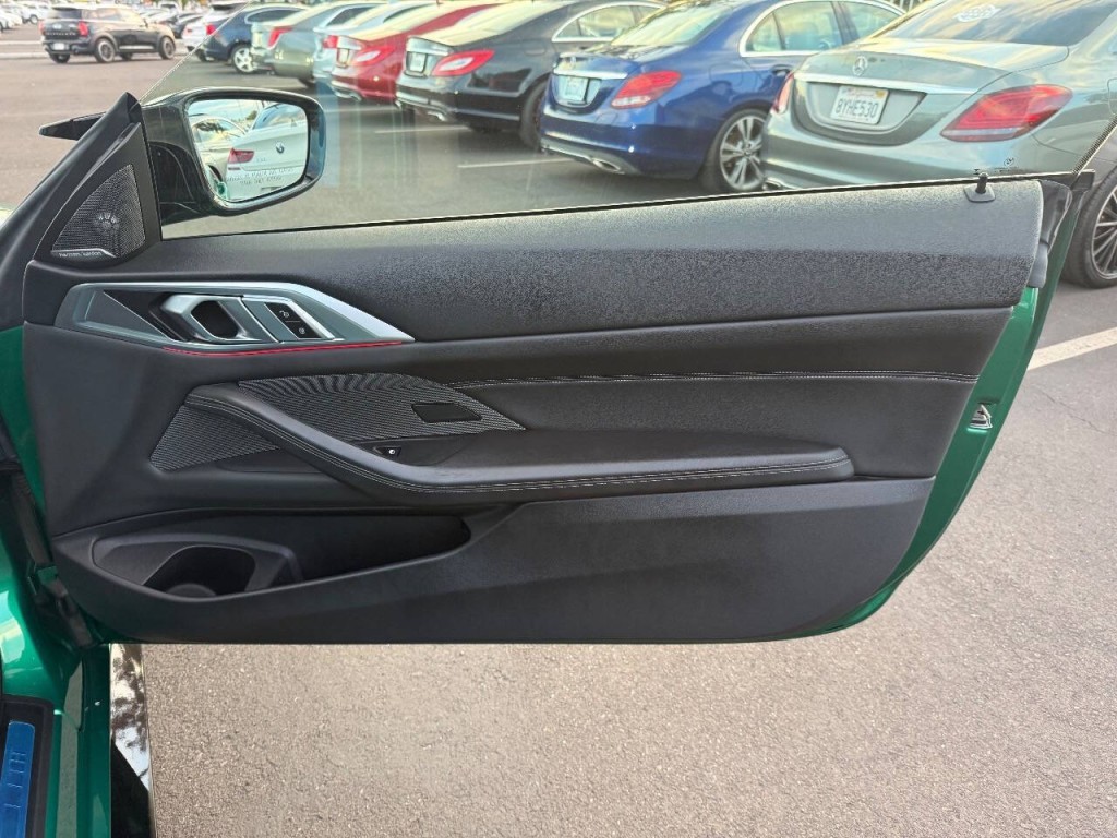 2023 BMW M4 Image 32