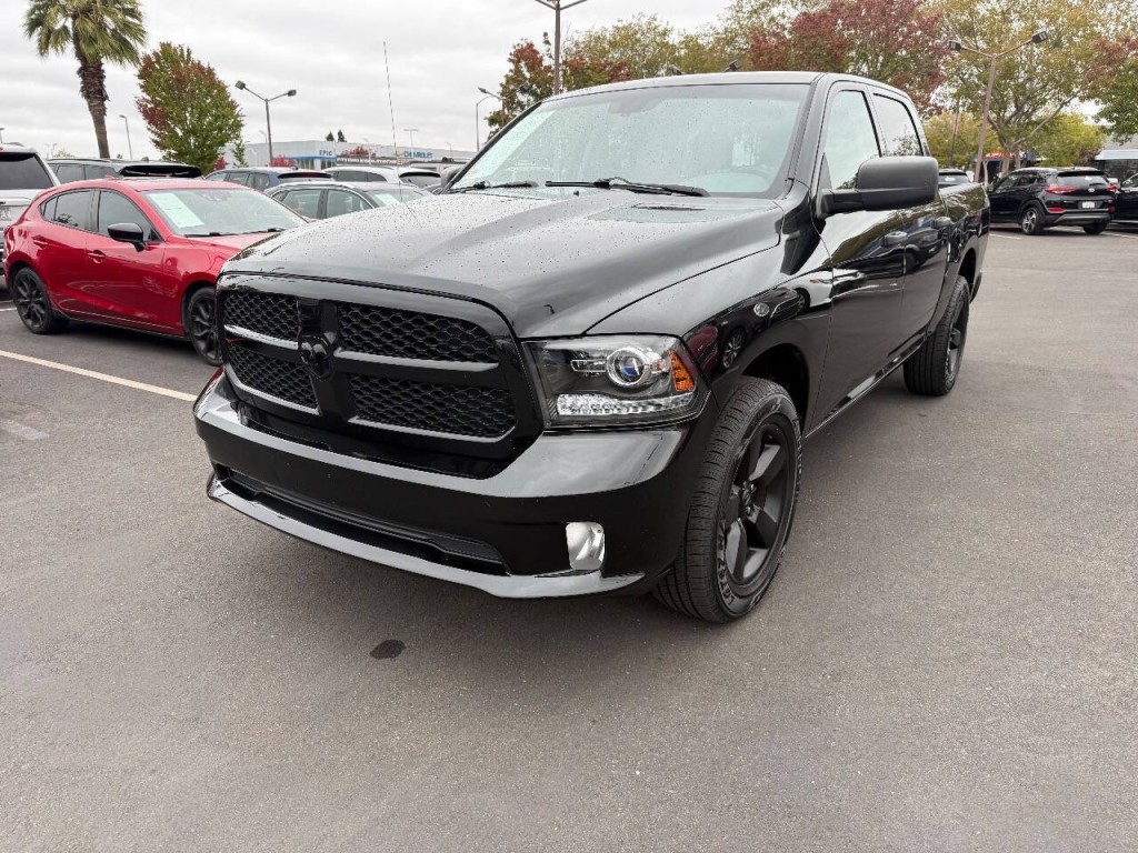 2015 RAM 1500 Image 1