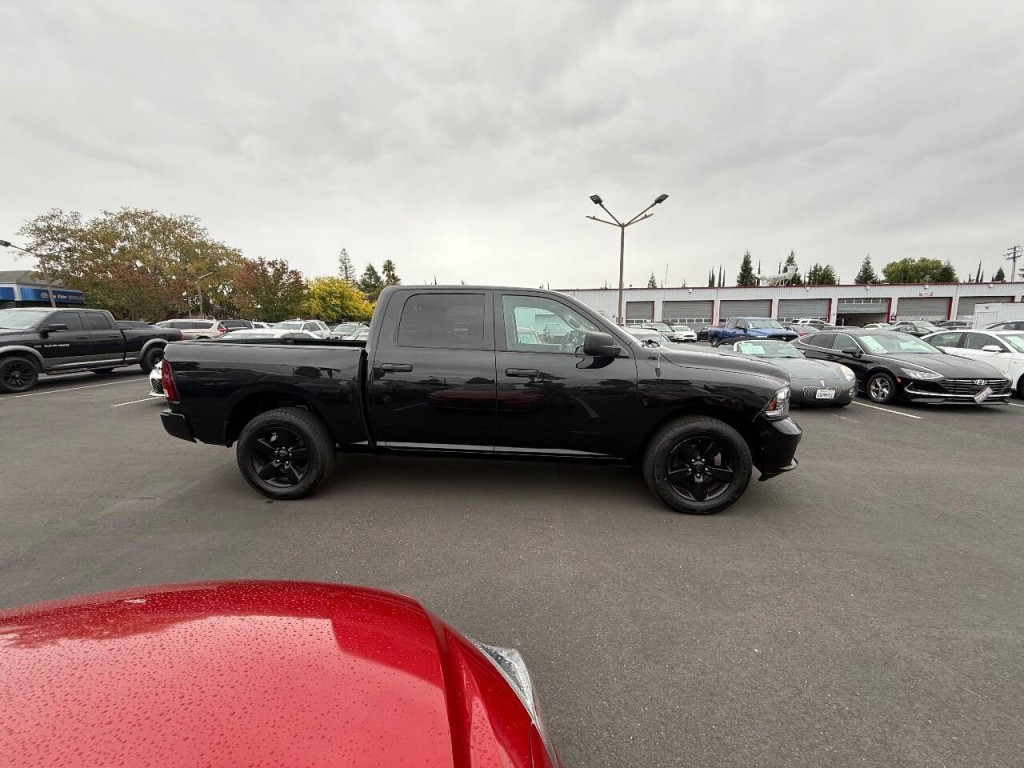 2015 RAM 1500 Image 4
