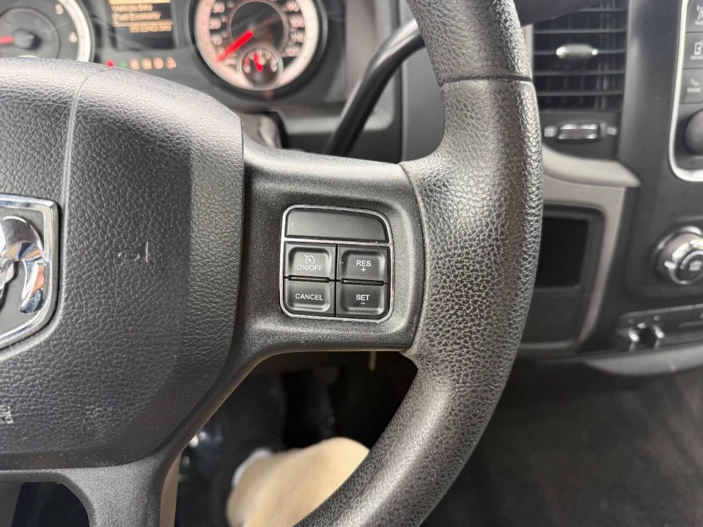 2015 RAM 1500 Image 11