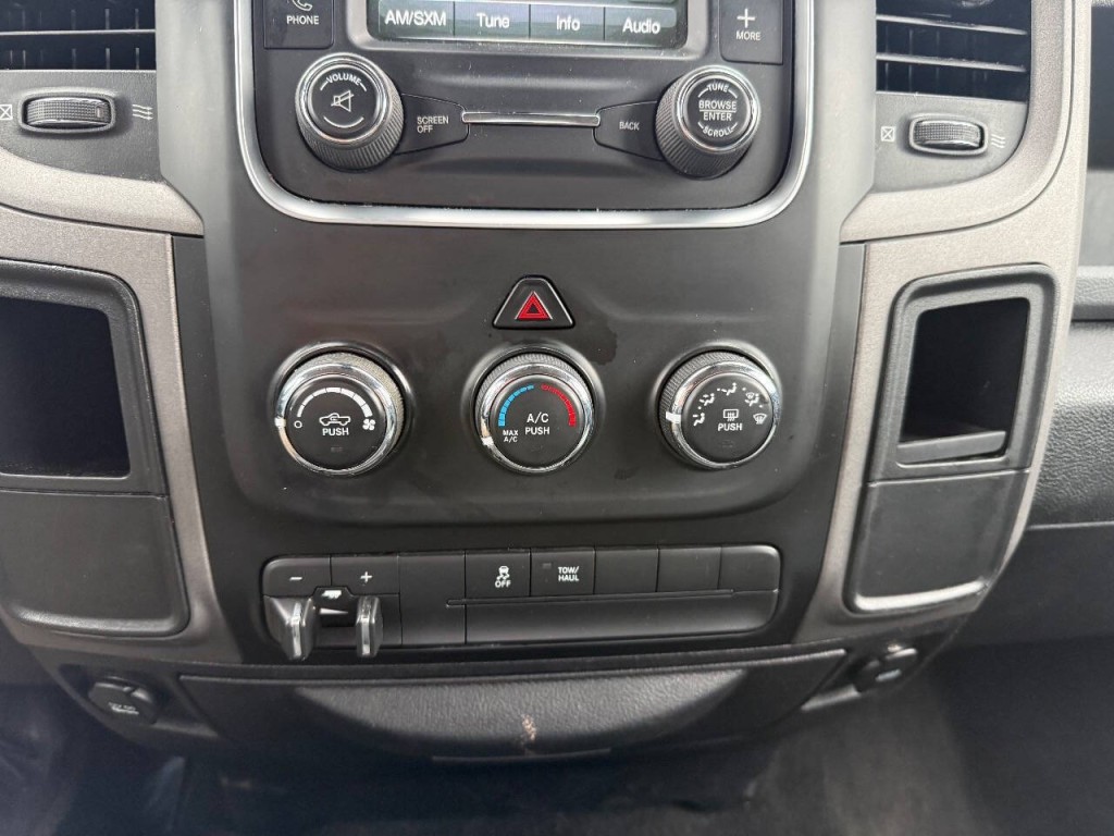 2015 RAM 1500 Image 16