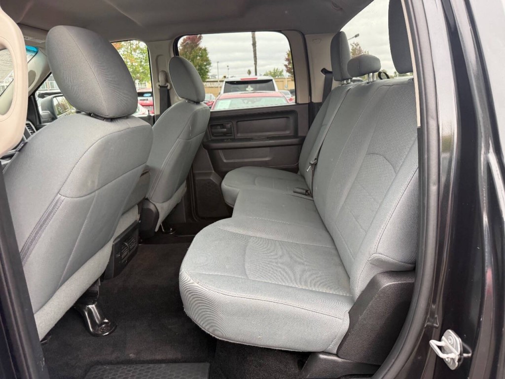 2015 RAM 1500 Image 21