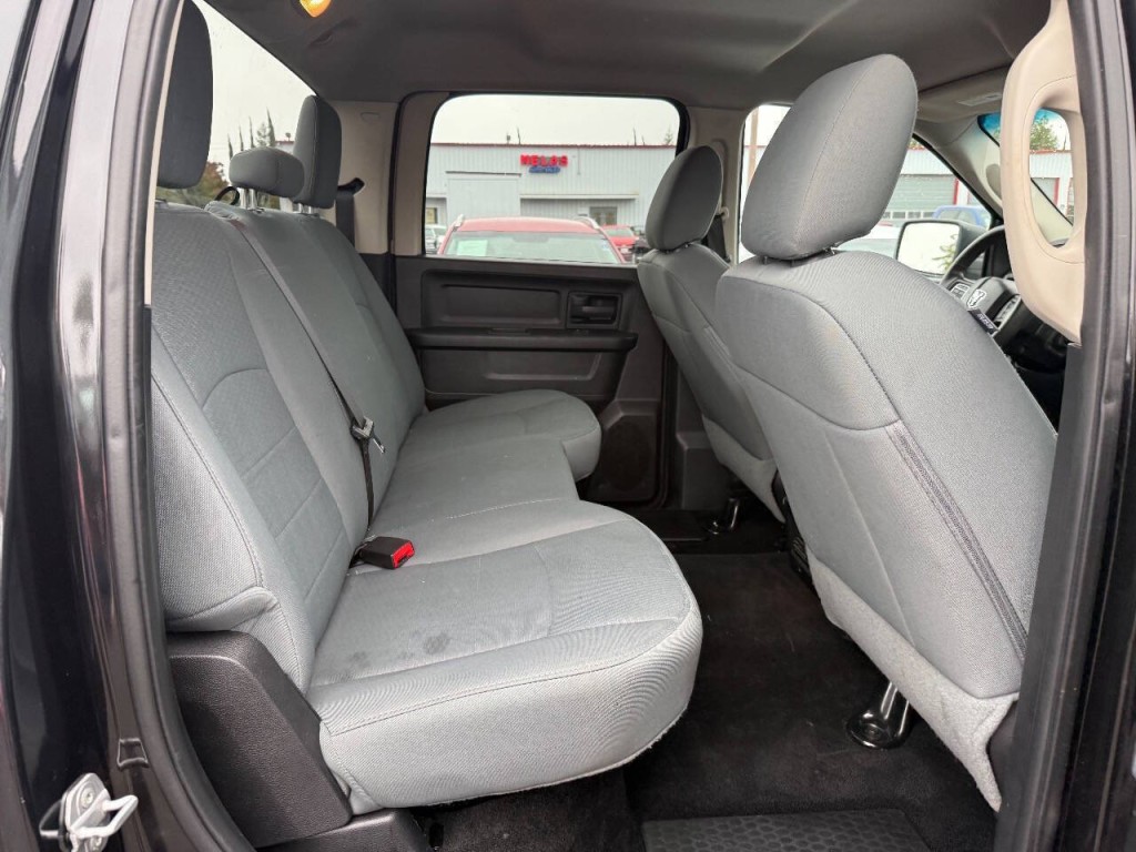 2015 RAM 1500 Image 26