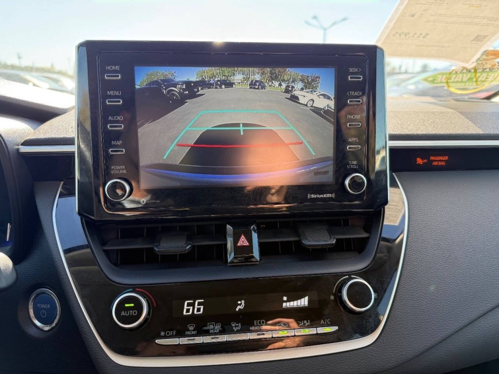 2021 Toyota Corolla Image 18