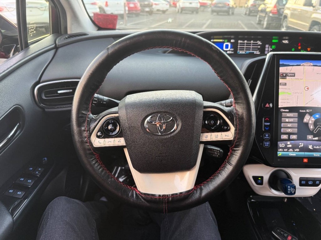 2017 Toyota Prius Image 9