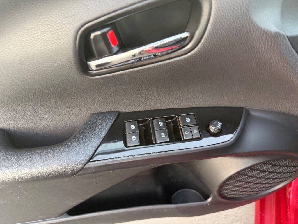 2017 Toyota Prius Image 19