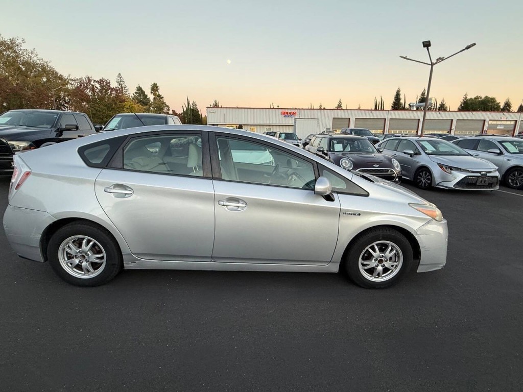 2010 Toyota Prius Image 4