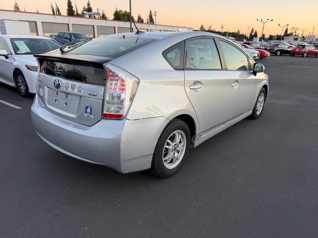 2010 Toyota Prius Image 5