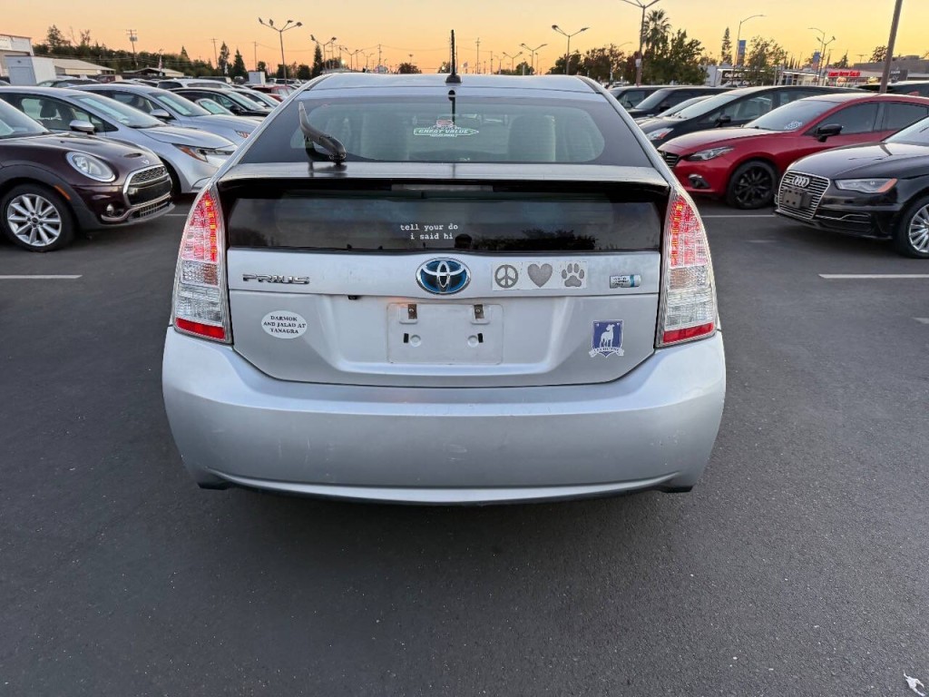 2010 Toyota Prius Image 7