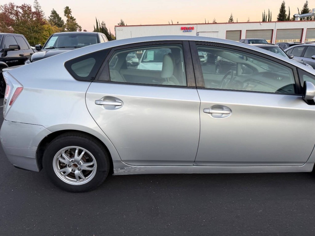 2010 Toyota Prius Image 27