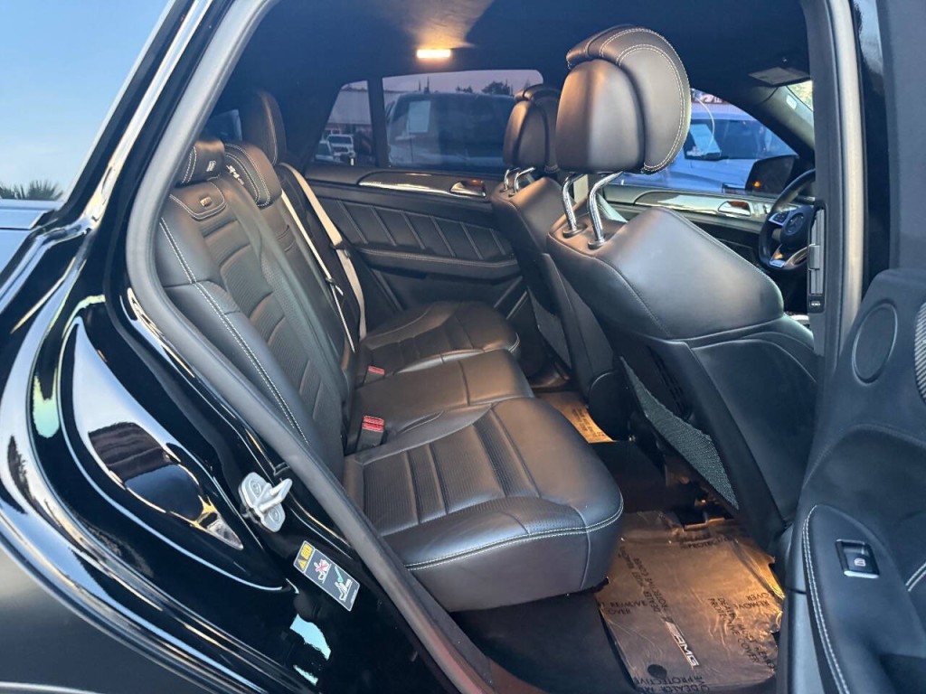 2018 Mercedes-Benz GLE-Class Image 12