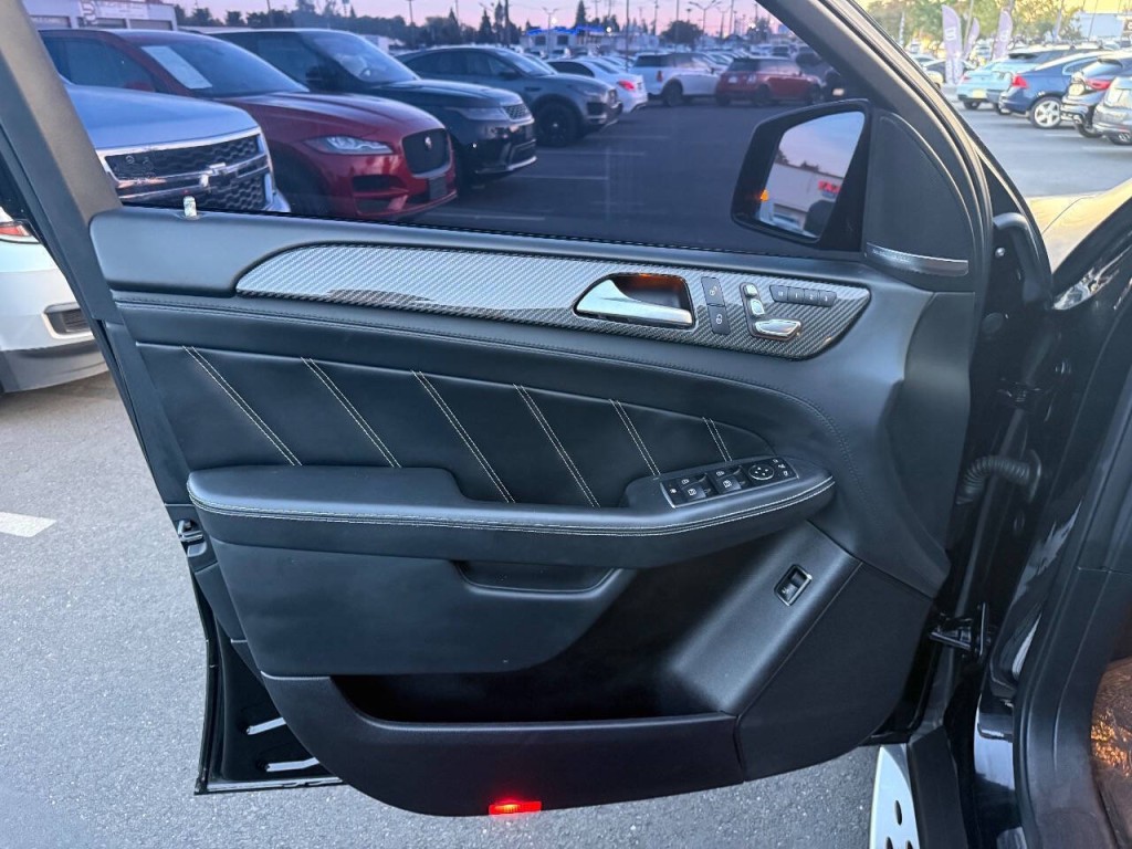 2018 Mercedes-Benz GLE-Class Image 24