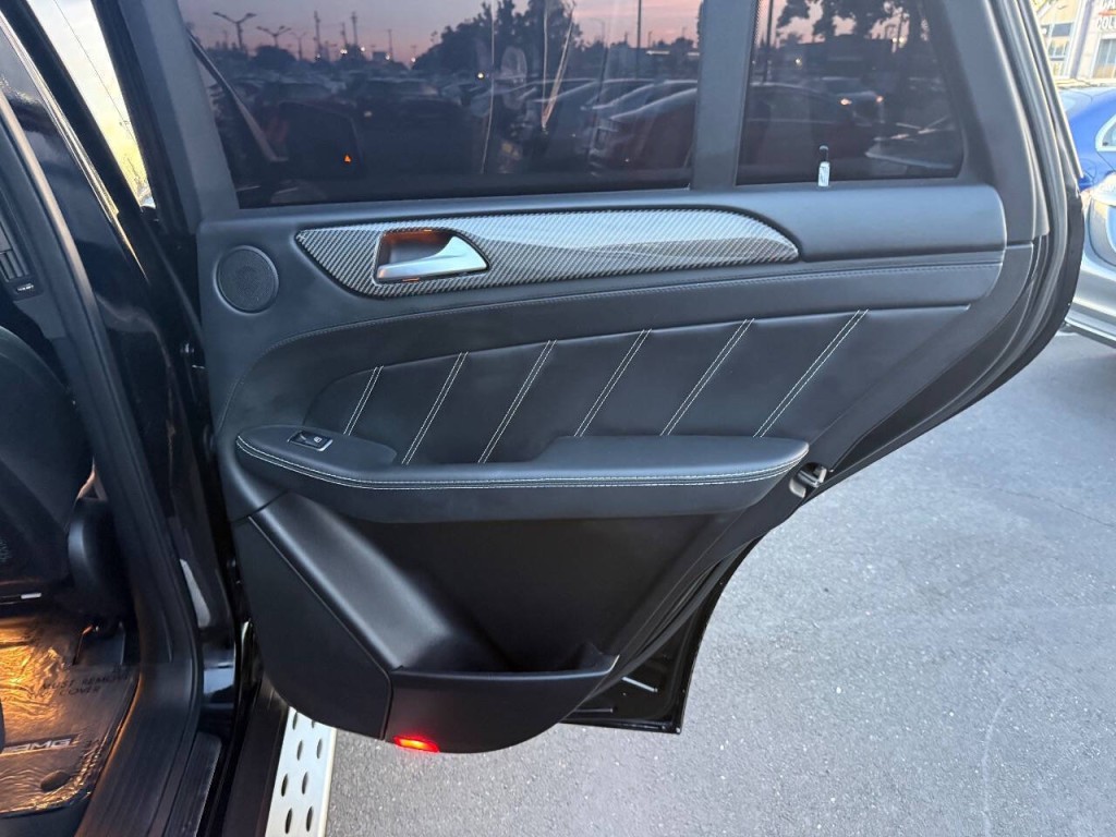 2018 Mercedes-Benz GLE-Class Image 31