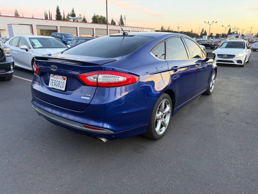 2014 Ford Fusion Image 5
