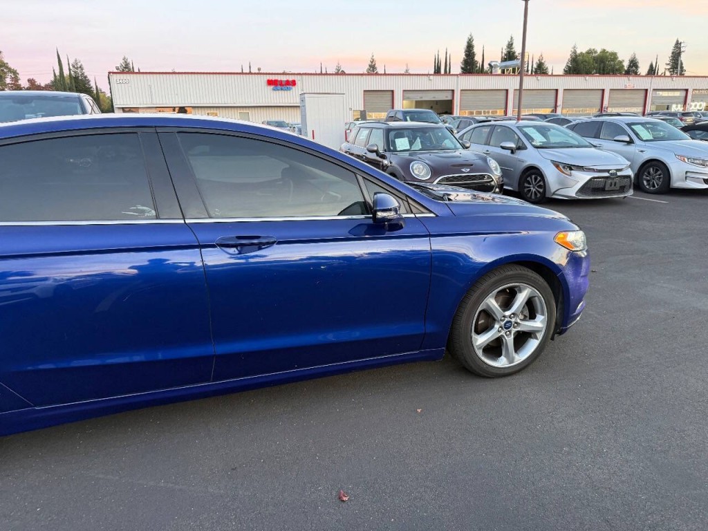 2014 Ford Fusion Image 9