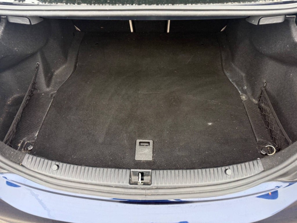 2019 Mercedes-Benz C-Class Image 27