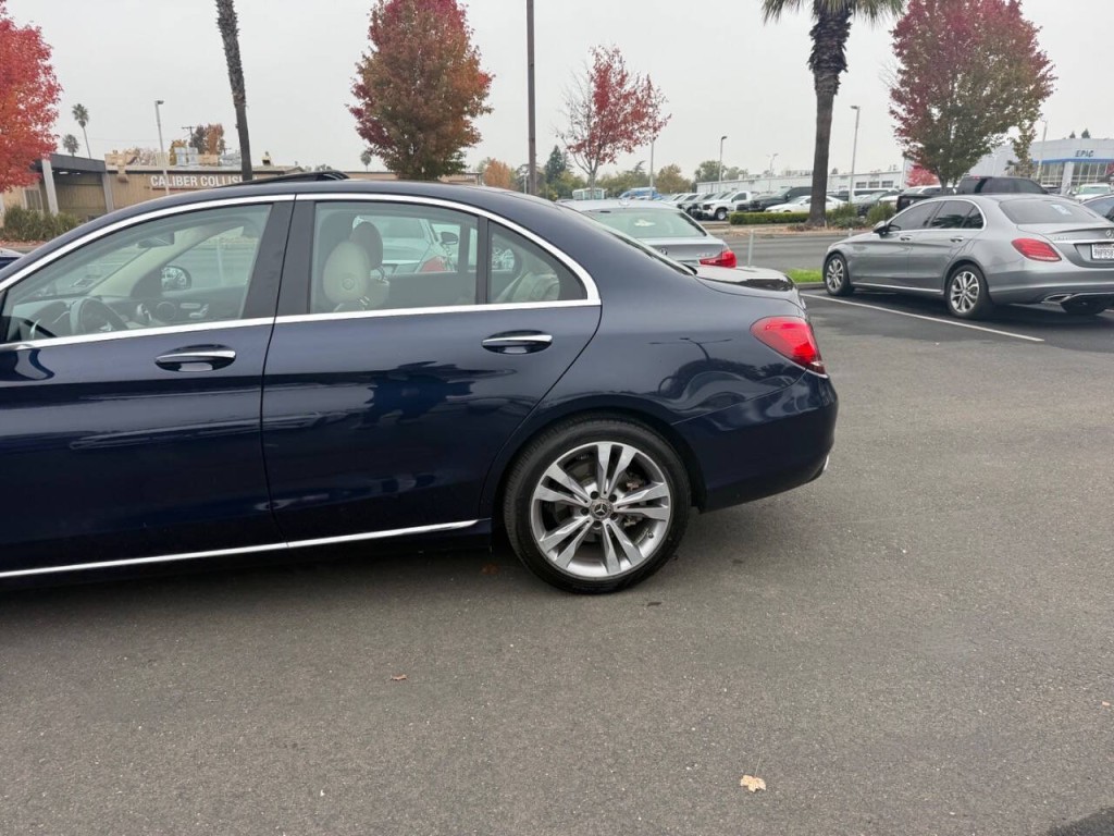 2019 Mercedes-Benz C-Class Image 33