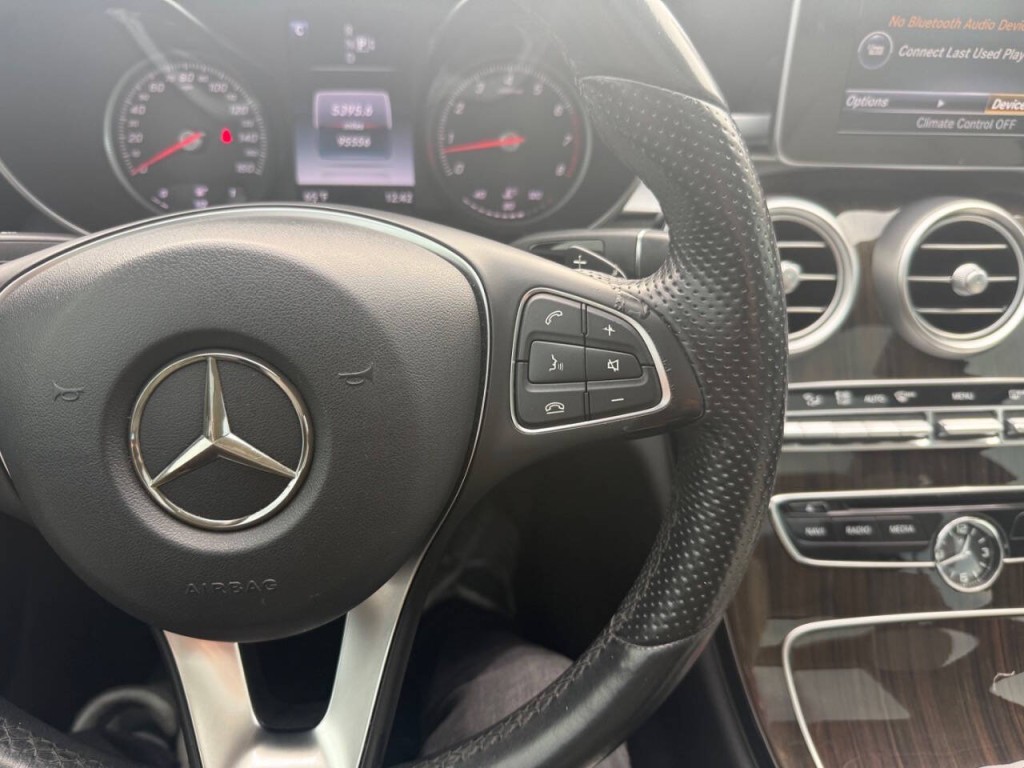 2015 Mercedes-Benz C-Class Image 17