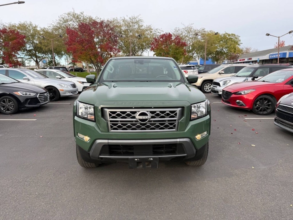 2022 Nissan Frontier Image 3