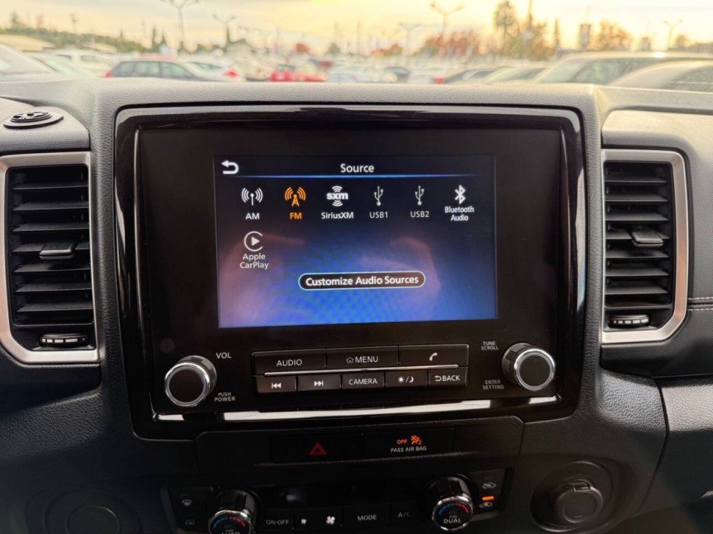 2022 Nissan Frontier Image 17