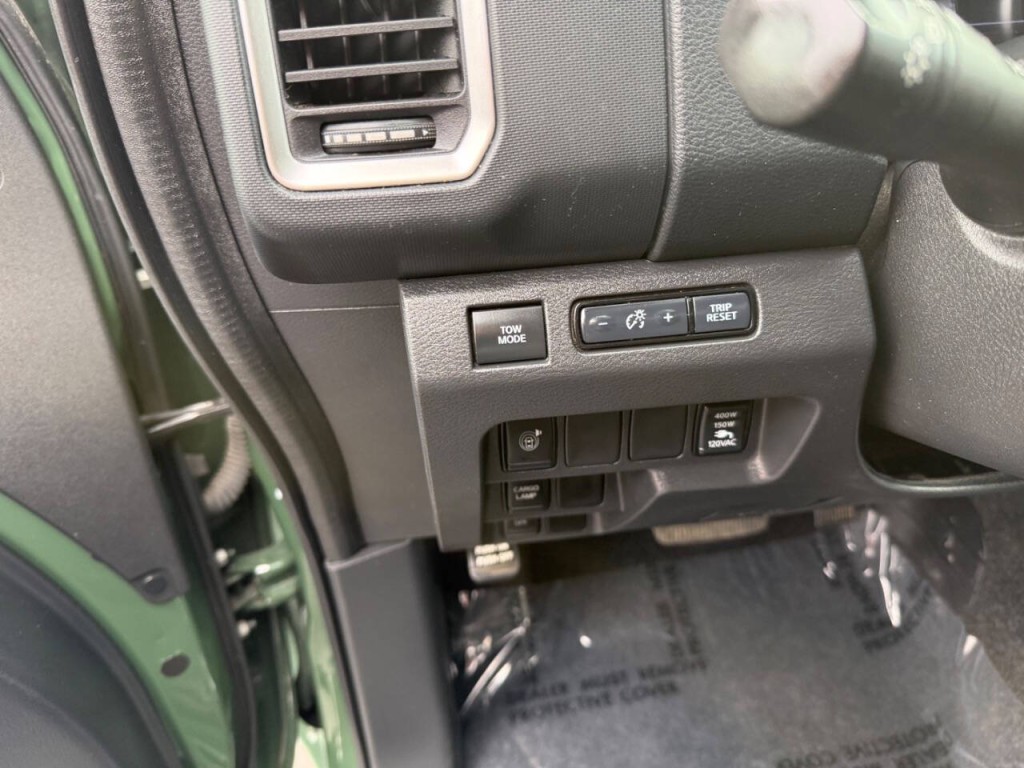 2022 Nissan Frontier Image 23