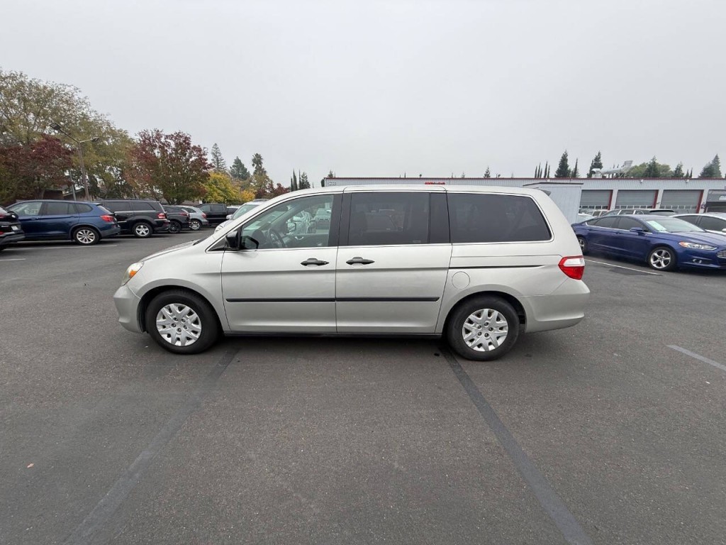 2005 Honda Odyssey Image 8