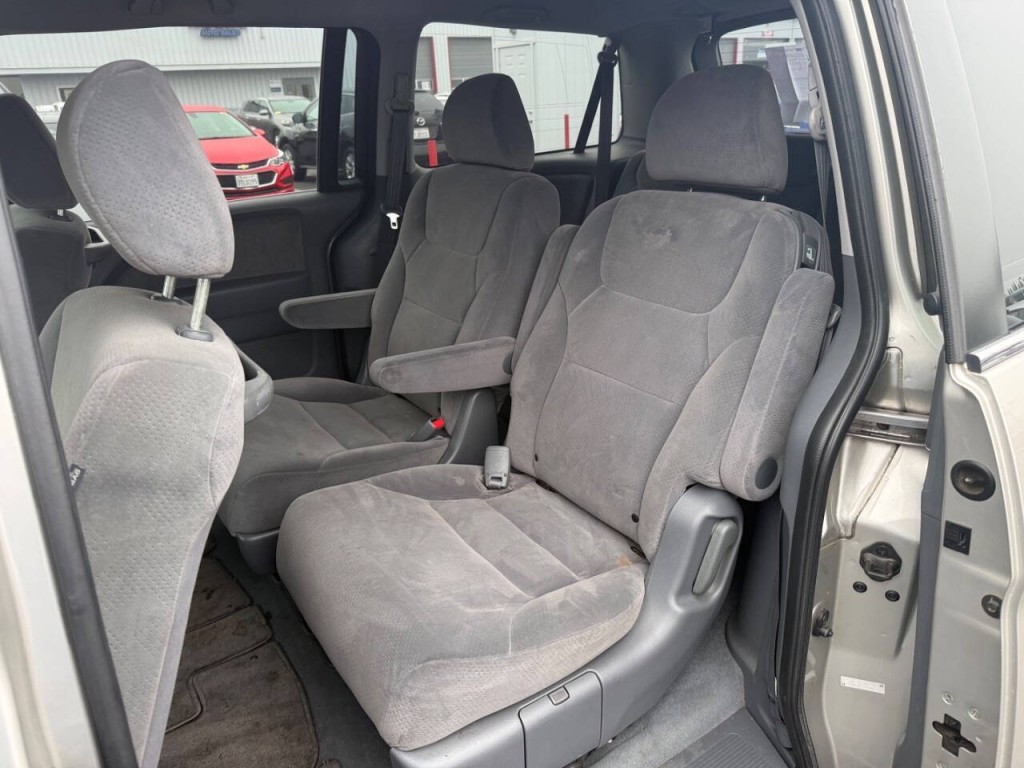 2005 Honda Odyssey Image 20
