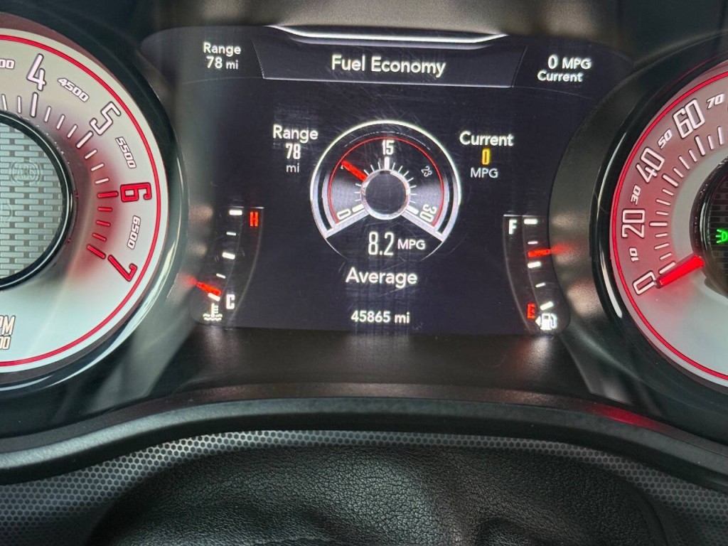 2017 Dodge Challenger Image 15