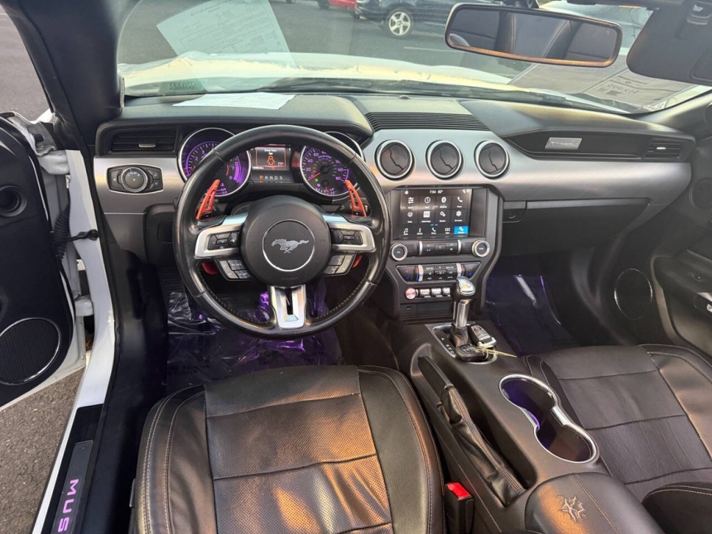 2019 Ford Mustang Image 11