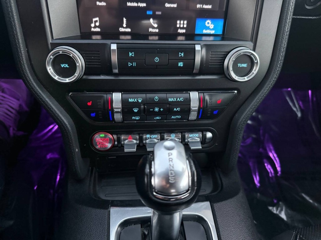 2019 Ford Mustang Image 17