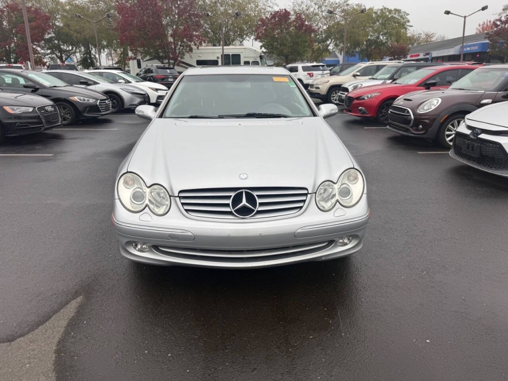 2004 Mercedes-Benz CLK-Class Image 3