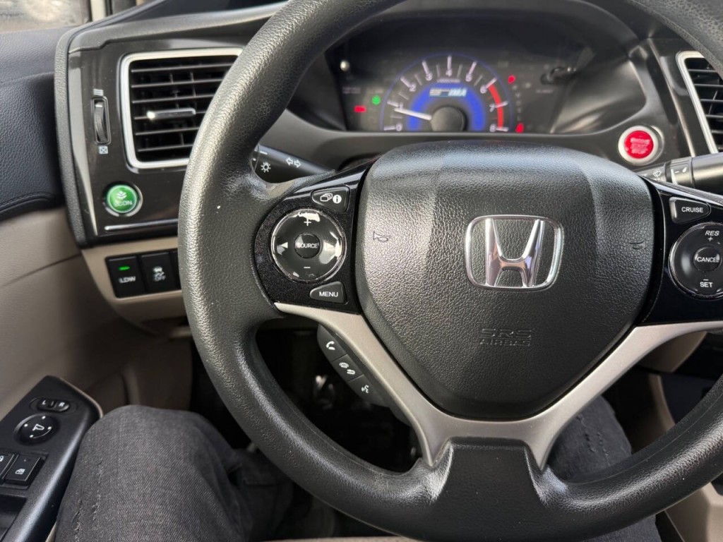 2015 Honda Civic Image 15