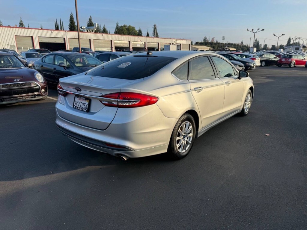 2017 Ford Fusion Image 6