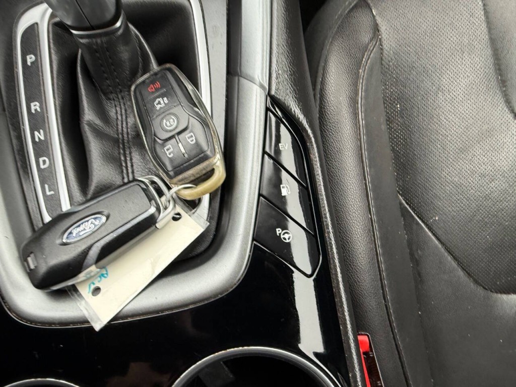 2013 Ford Fusion Image 23