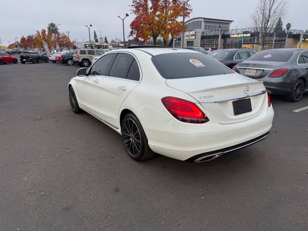 2019 Mercedes-Benz C-Class Image 10