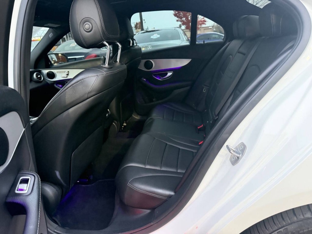 2019 Mercedes-Benz C-Class Image 17