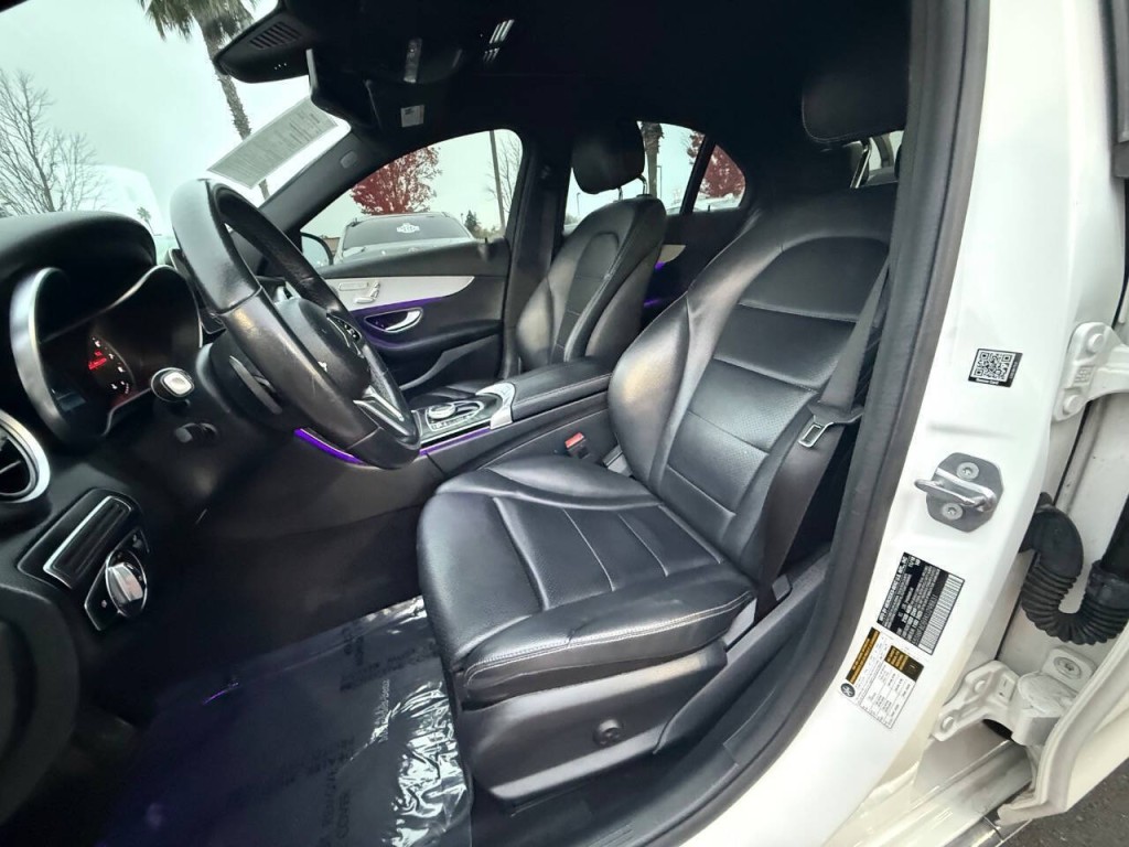 2019 Mercedes-Benz C-Class Image 18