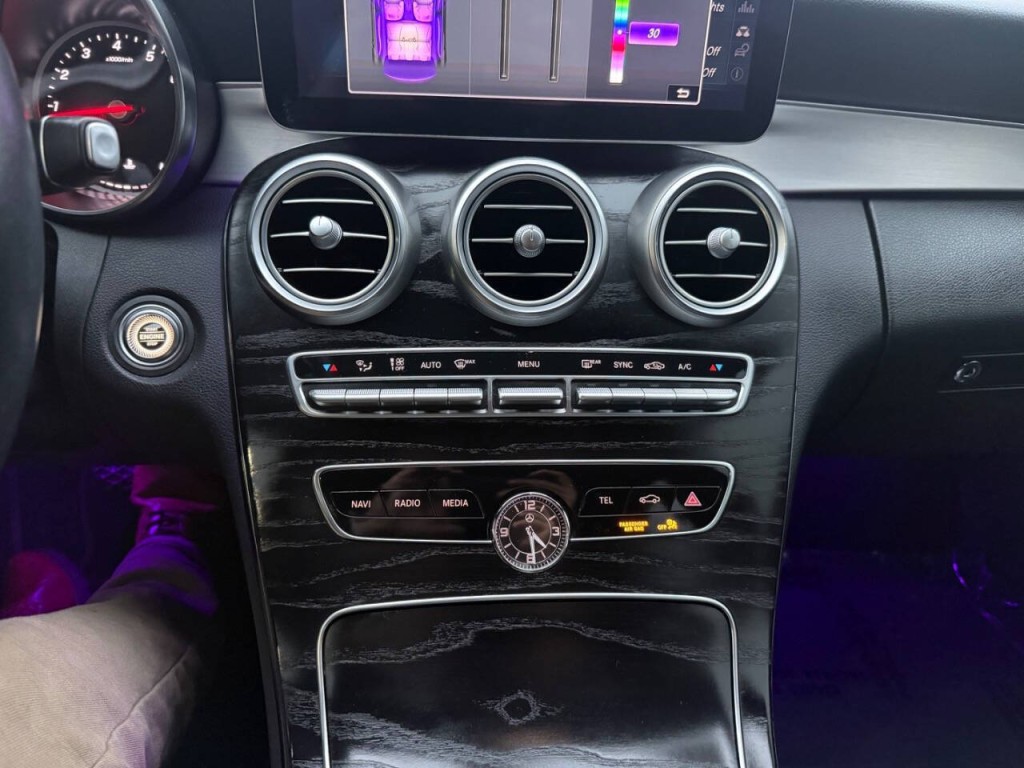 2019 Mercedes-Benz C-Class Image 25