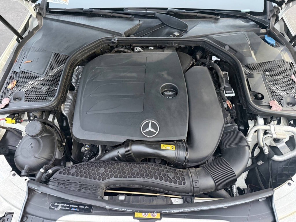 2019 Mercedes-Benz C-Class Image 46