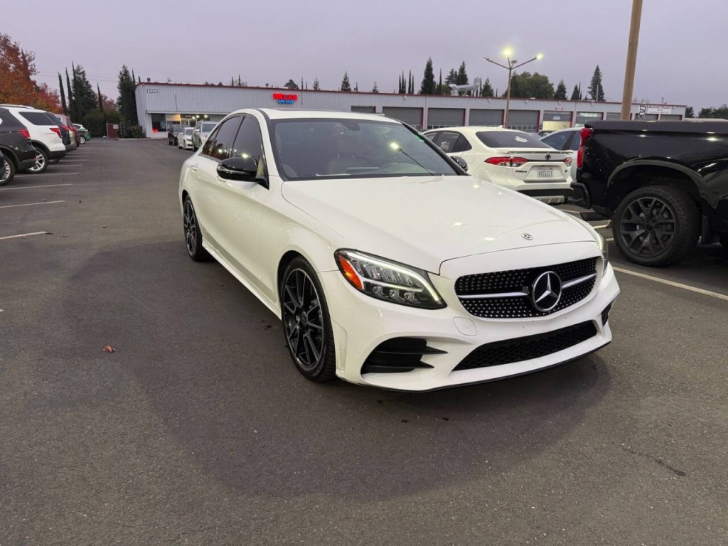 2019 Mercedes-Benz C-Class Image 3